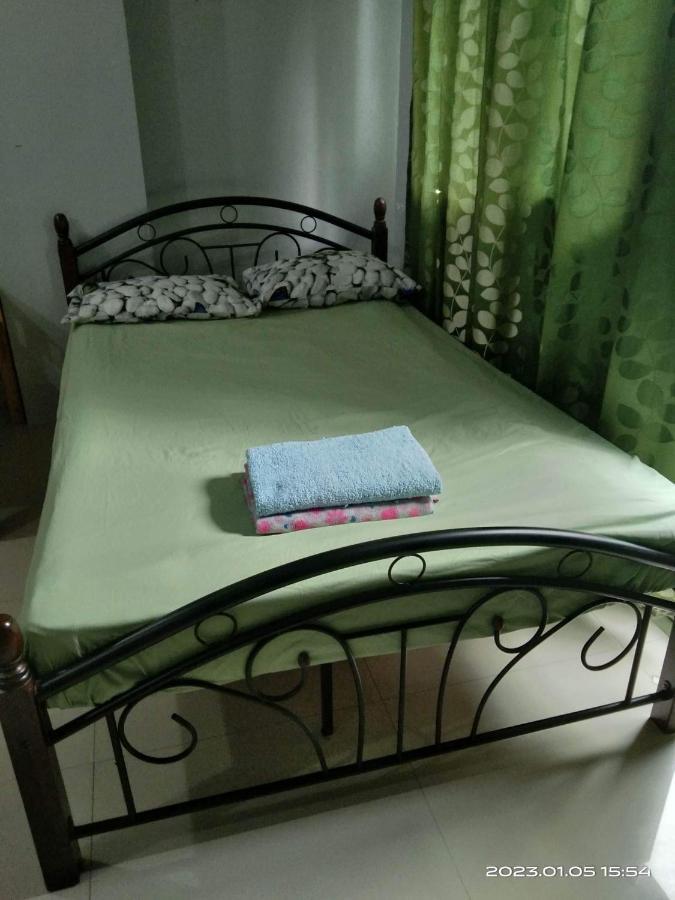 Kassel Residences Staycation Near Naia - Moonwalk Paranaque Paranaque City Exterior photo